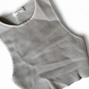 Babaton Aritzia Sculpt Knit ribbed tank top women’s small